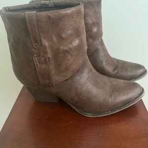Dark Brown Faux Leather MIA  Joshua Cuffed Ankle Boots w/Stitched Design 11 M